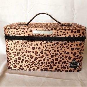 🐆✨🐆LEOPARD PRINT CABOODLES CASE!
